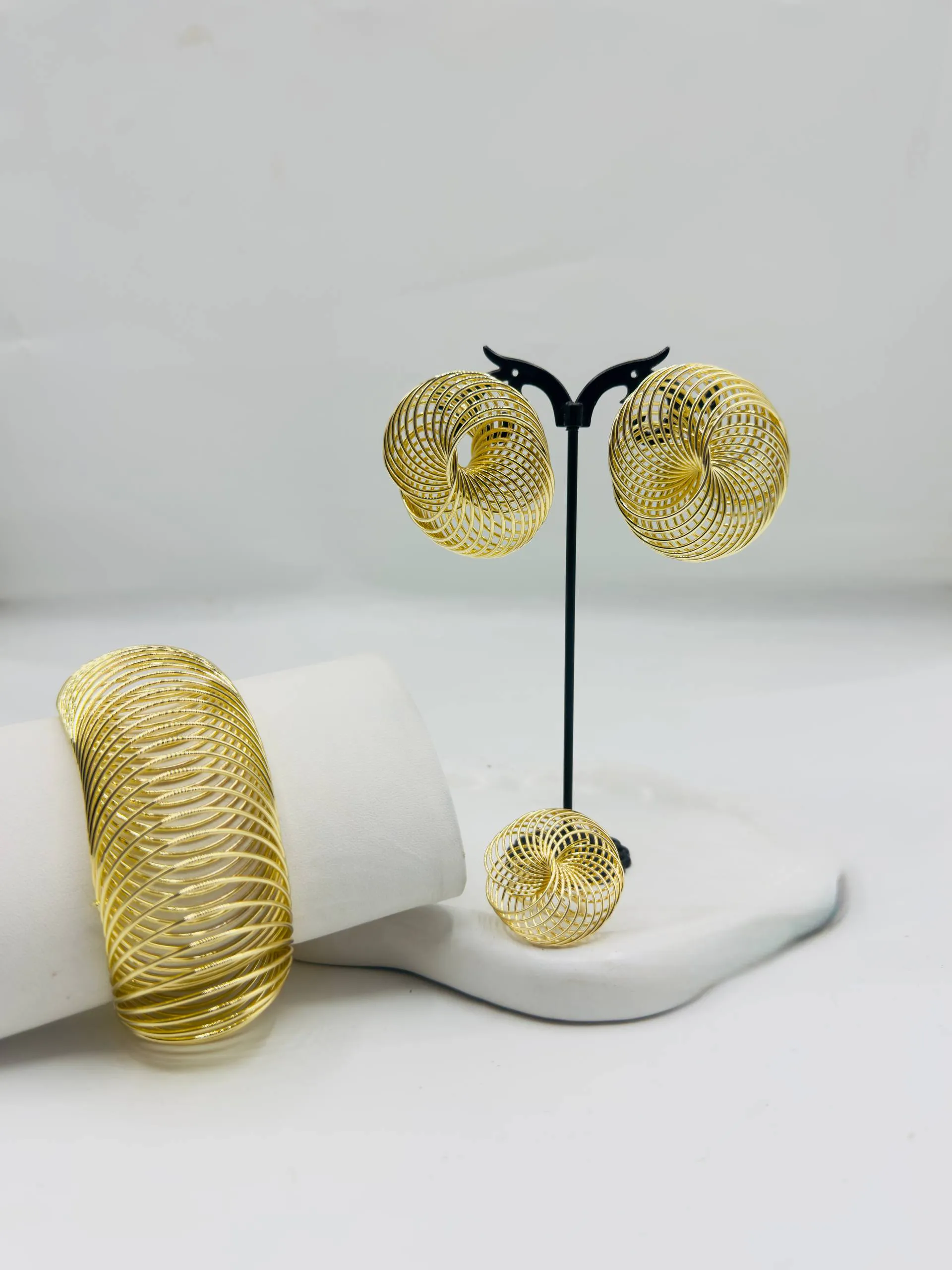 Spiral Set