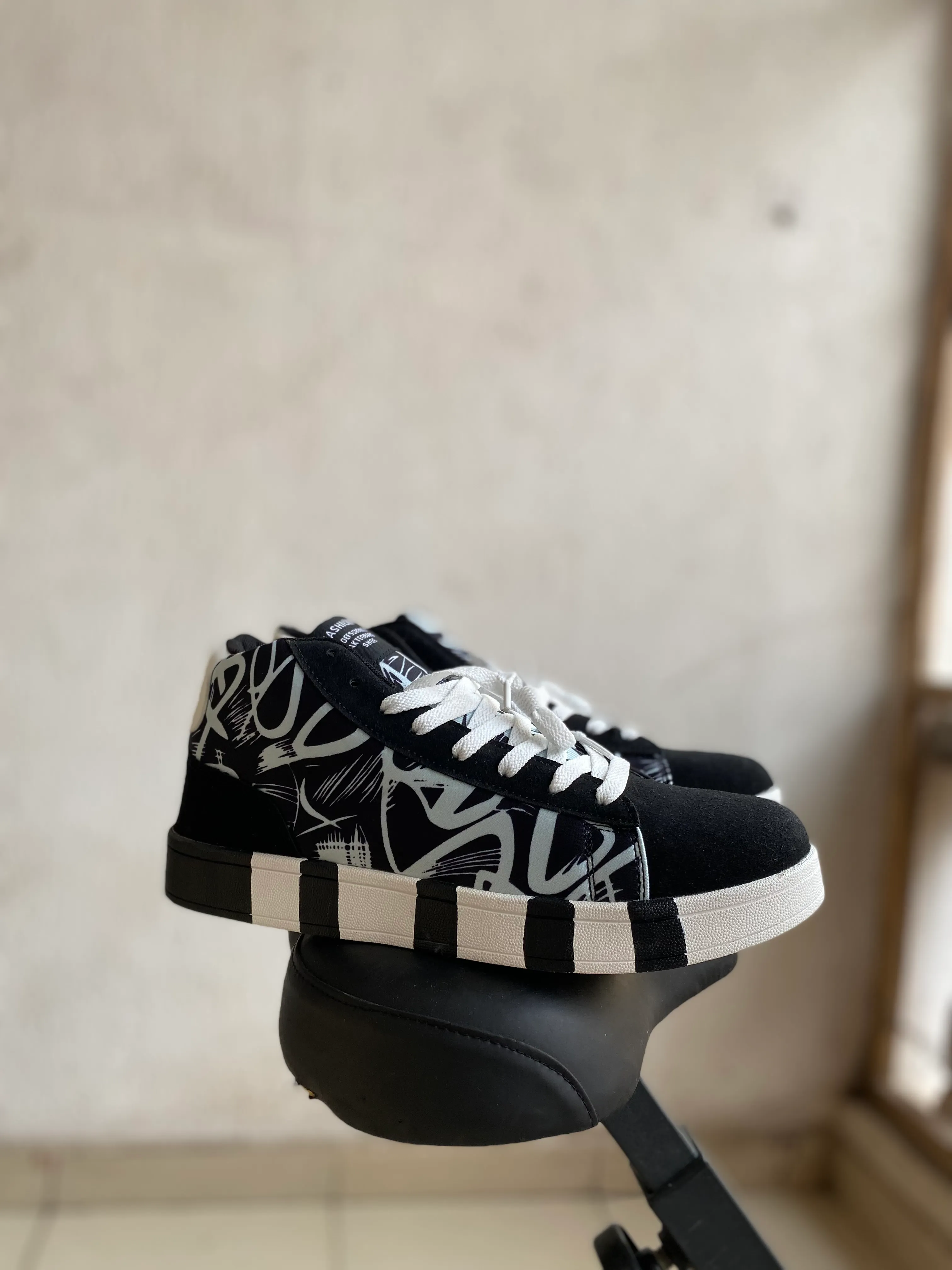Black and White Sneakers 
