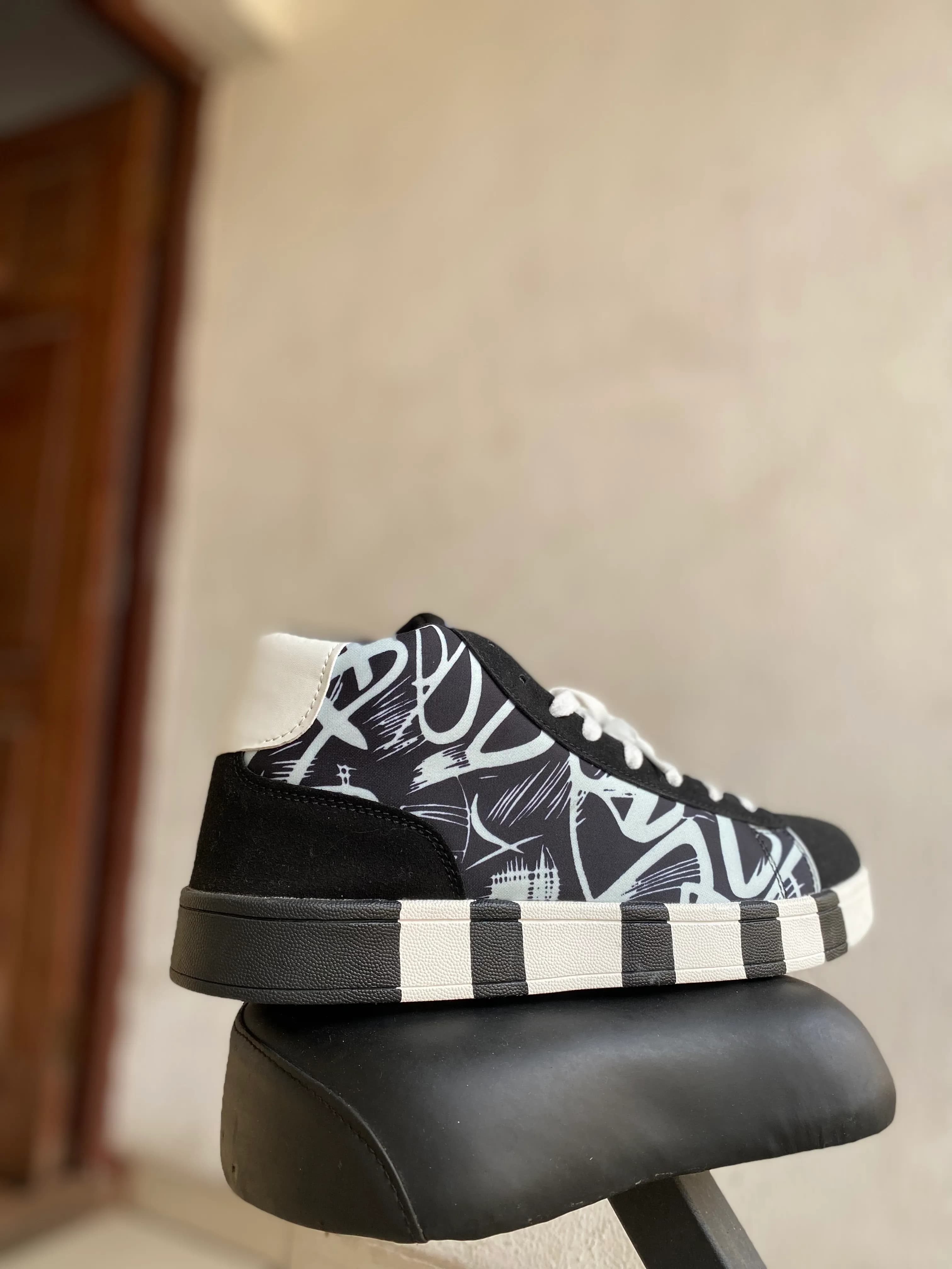 Black and White Sneakers 