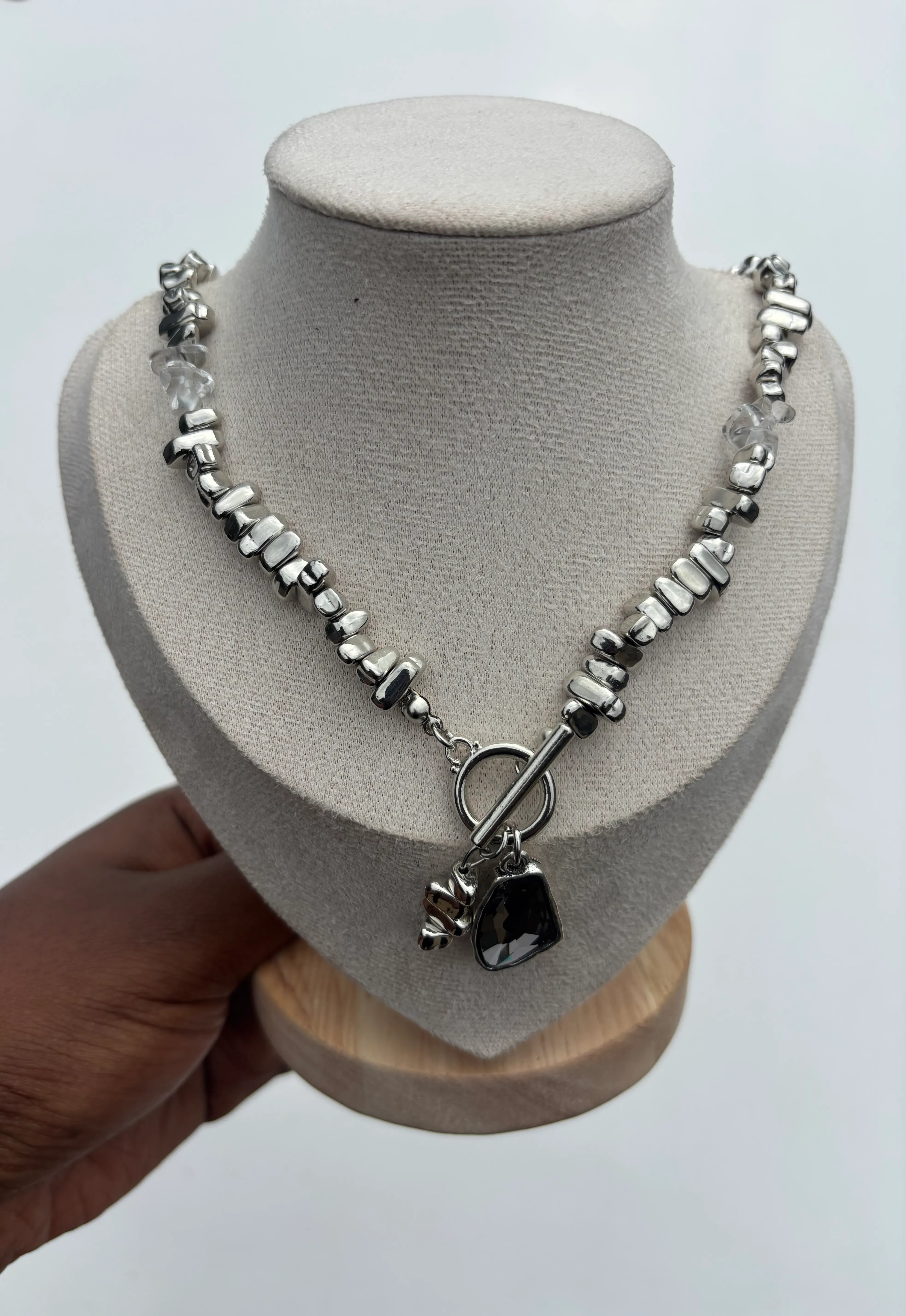Neckpiece 