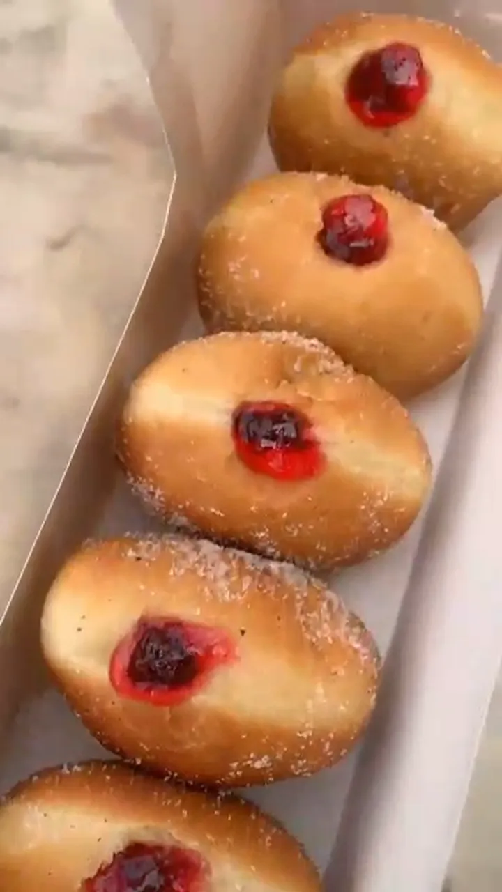 Jam doughnuts 